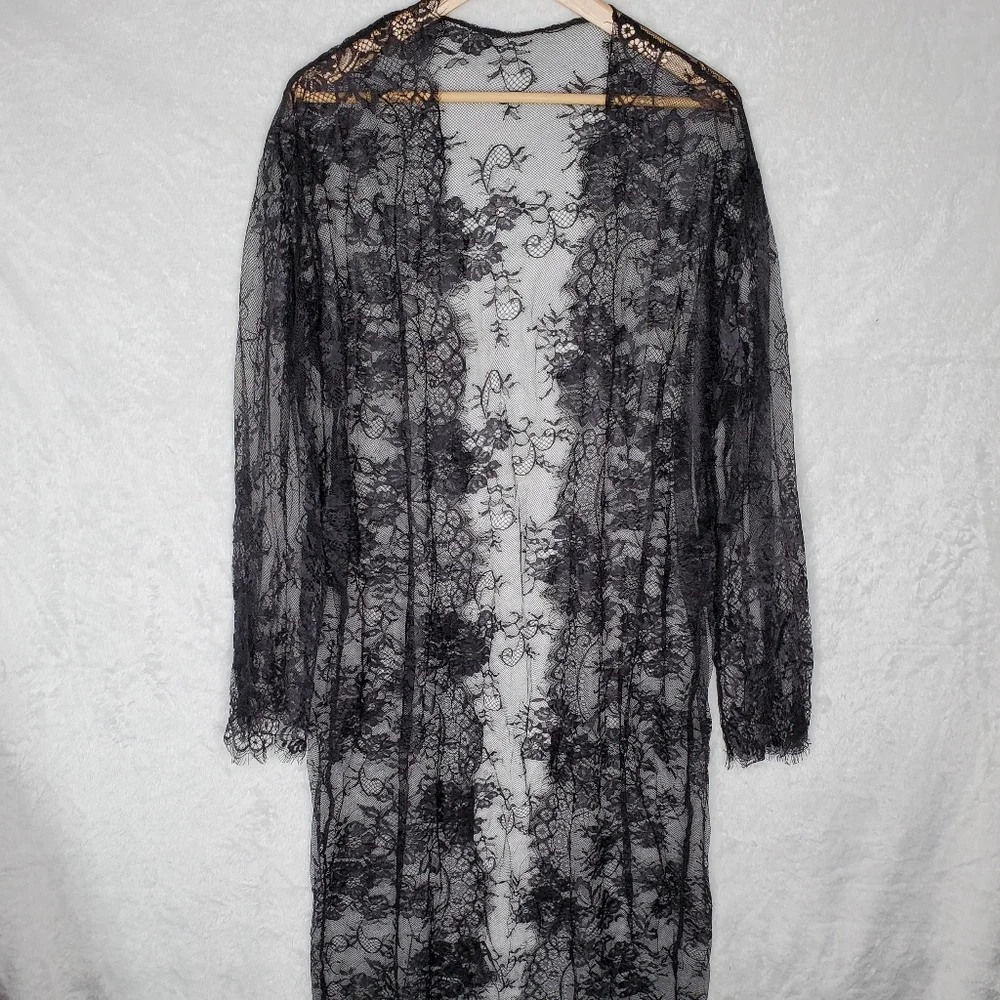 Elegant Black Lace Swim Cover-Up - Picture 10 of 16